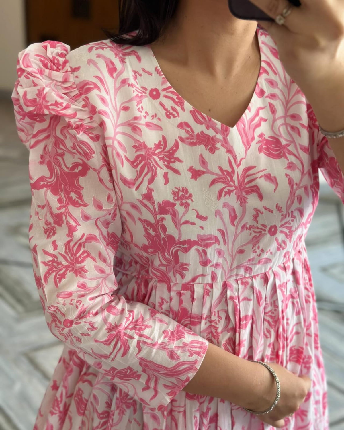 Women's White and Pink Floral Print Gathered Midi Dress with Ruffle Shoulders