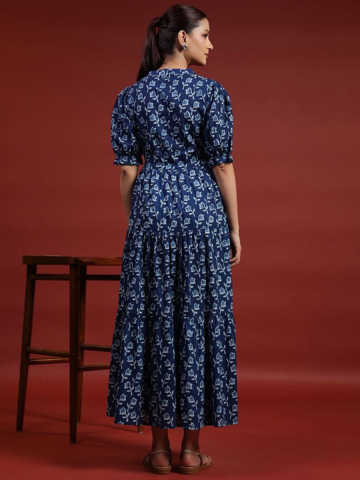 Women's Navy Blue Floral Print Tiered Maxi Dress