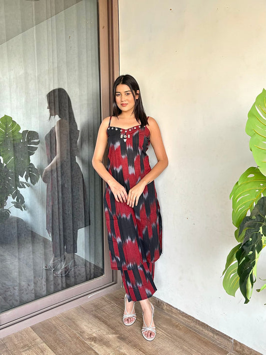 Women's Red and Black Ikat Print Strappy Kurta Set with Mirror Work