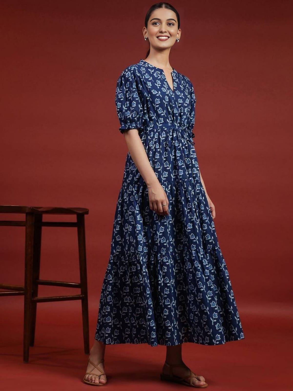 Women's Navy Blue Floral Print Tiered Maxi Dress
